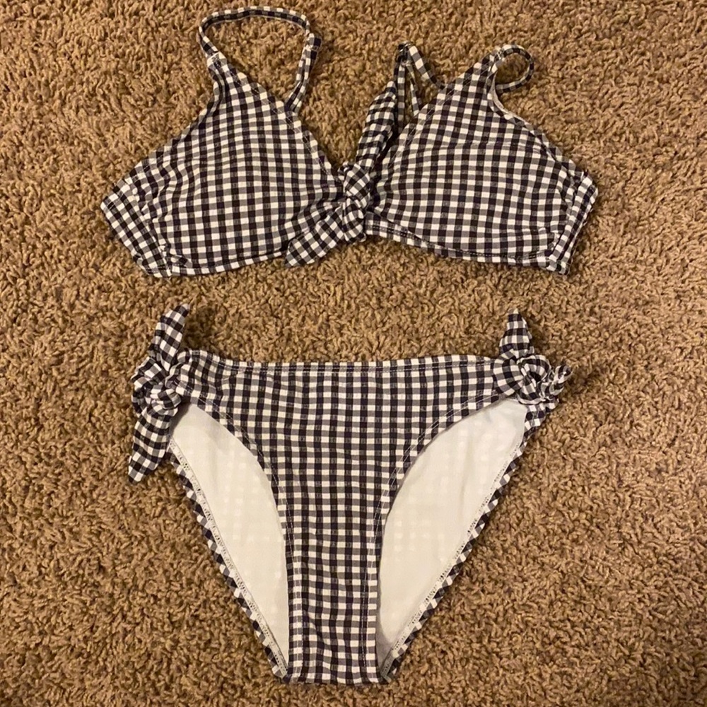 Plaid target swimmie